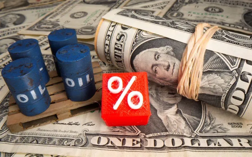 Giá xăng dầu hôm nay 8/1: Đà tăng duy trì