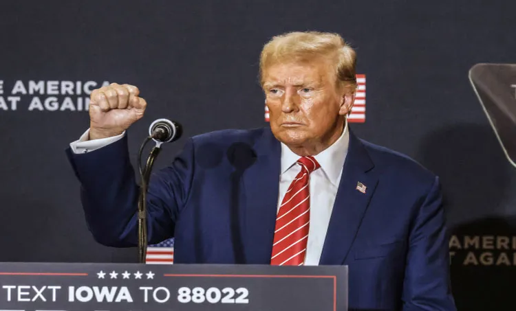 Ông Trump tuyên bố rắn sau phiên điều trần tại tòa án Mỹ