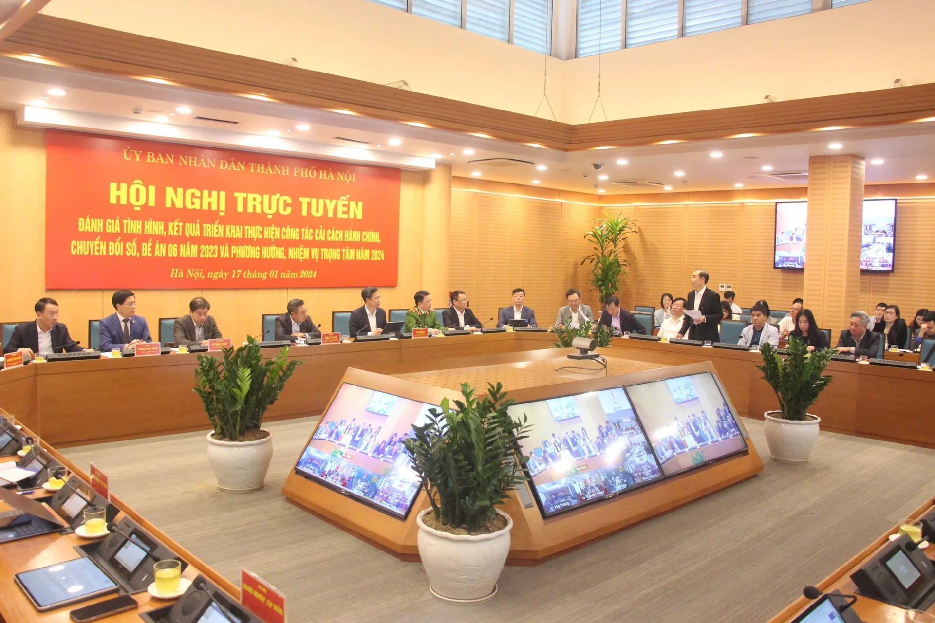 Hà Nội hợp nhất 3 Ban chỉ đạo Cải cách hành chính, Chuyển đổi số, Đề án 06