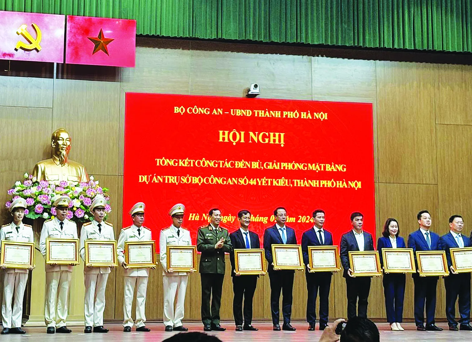 Quận Hai Bà Trưng: Gần dân, hiểu dân để làm tốt giải phóng mặt bằng