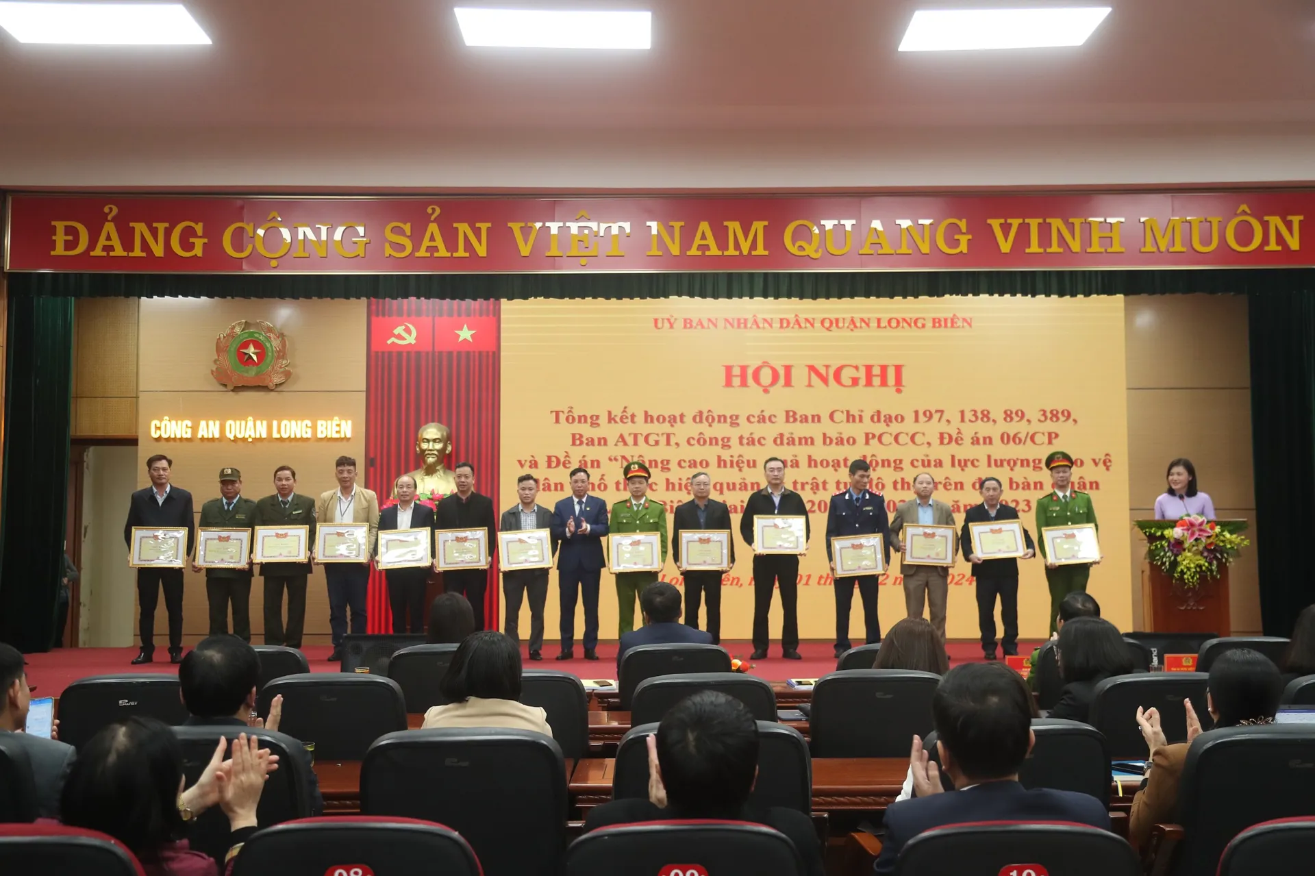 Quận Long Biên: Xây dựng môi trường “an ninh - an toàn - ổn định”