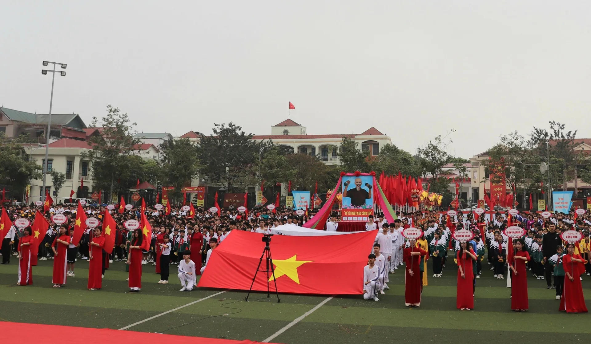 Sôi nổi Hội khỏe Phù Đổng huyện Quốc Oai