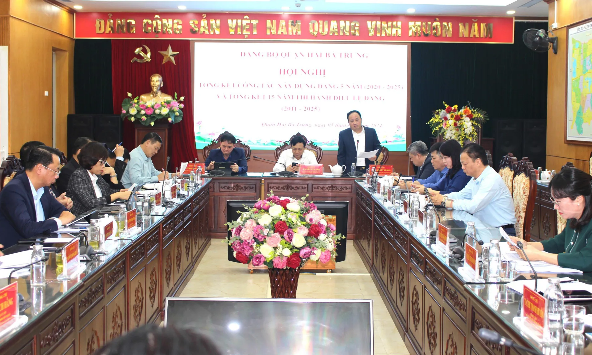 Quận Hai Bà Trưng: Trong 15 năm, kết nạp hơn 3.700 đảng viên