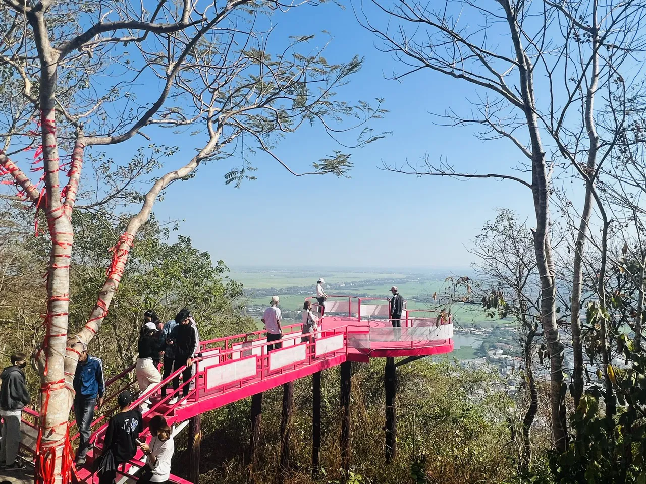 Bất ngờ với lượt khách du lịch đến An Giang, Đồng Tháp trong dịp Tết