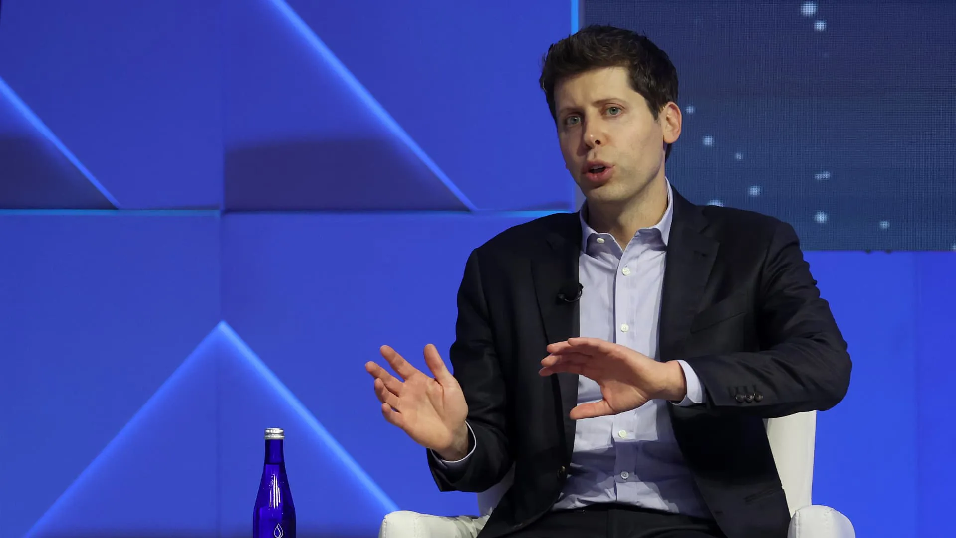 Sam Altman chính thức trở lại OpenAI