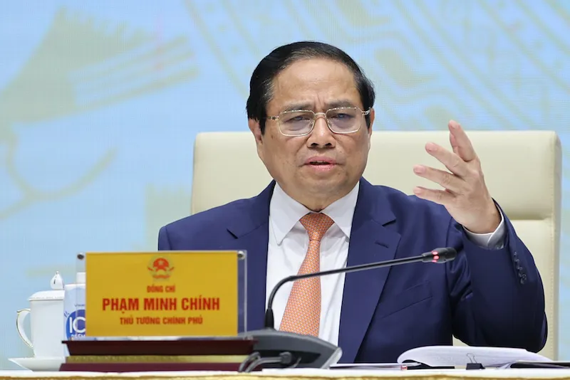 Thủ tướng: Giảm lãi suất, tiếp tục tháo gỡ khó khăn cho bất động sản