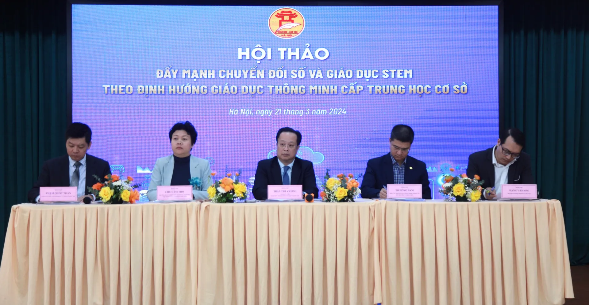 Hà Nội: Đẩy mạnh chuyển đổi số và giáo dục STEM cấp THCS