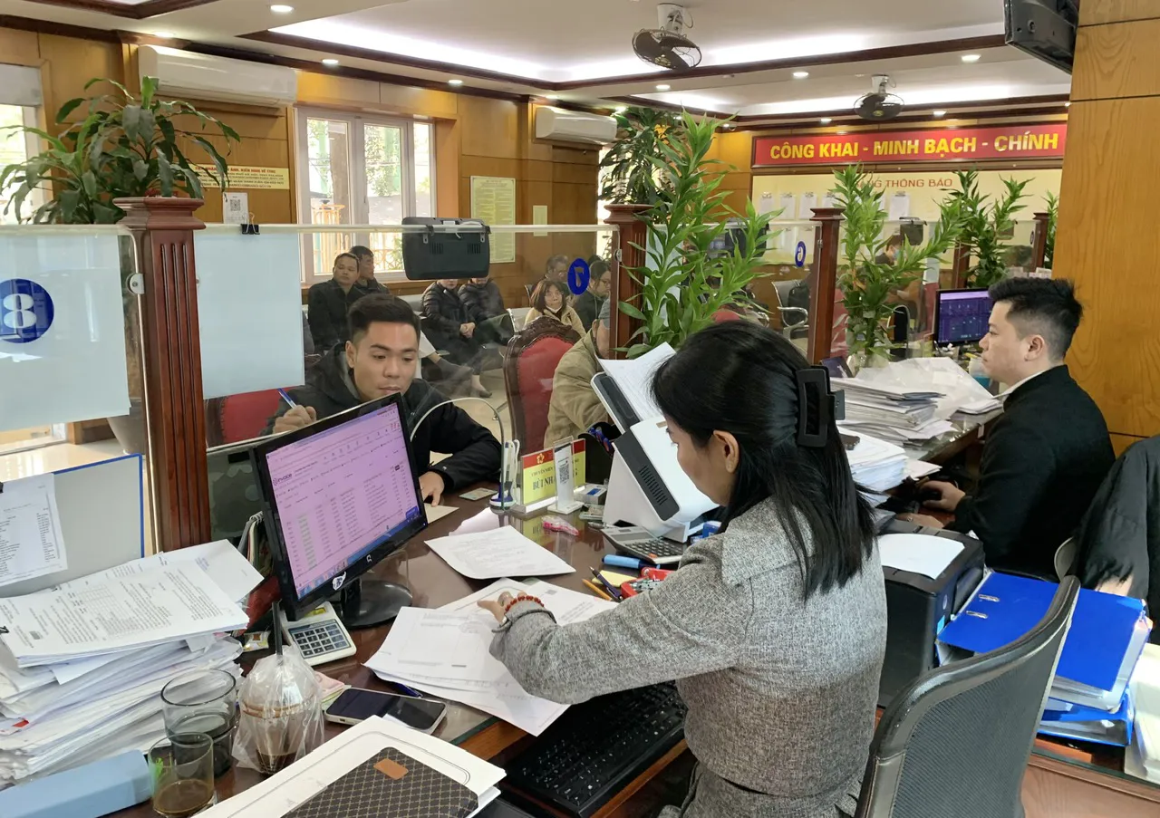 Quận Thanh Xuân triển khai đồng bộ các giải pháp tăng thu ngân sách