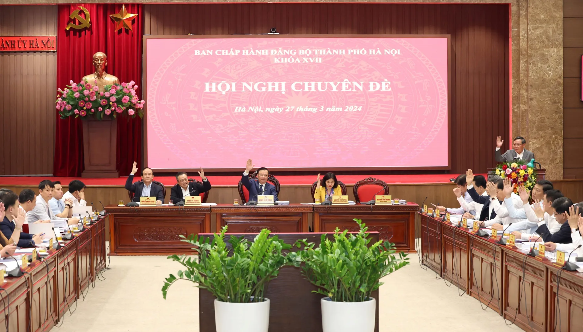 Ban Chấp hành Đảng bộ Thành phố Hà Nội xem xét 4 nội dung quan trọng
