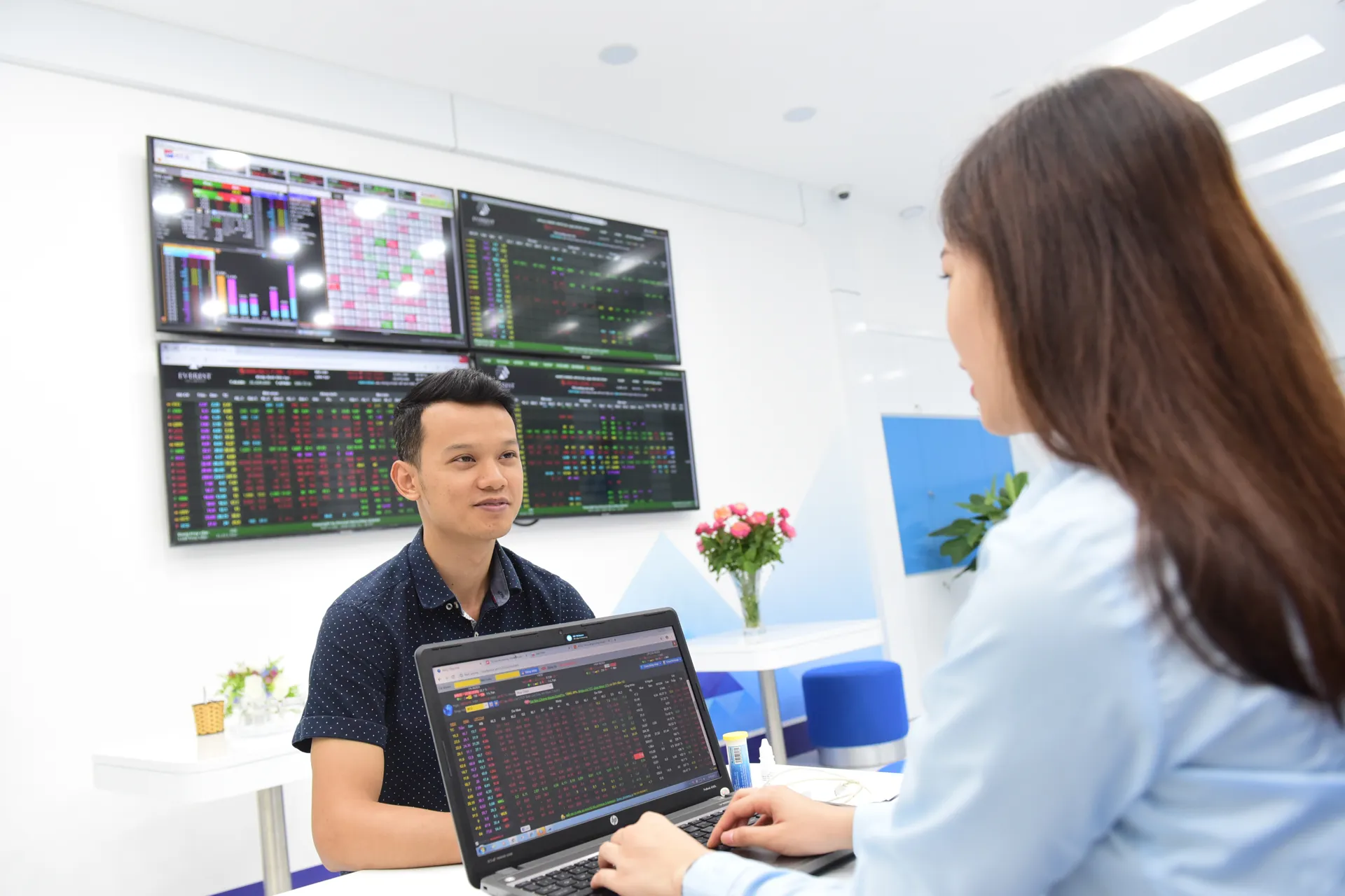 Hồi chuông từ sự cố VNDirect