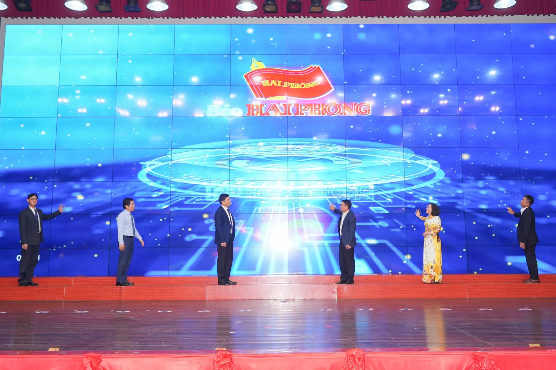 Báo Hải Phòng khai trương Tòa soạn điện tử