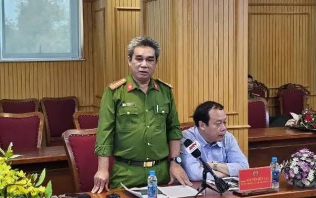 Lập trái phép hàng trăm nghìn tài khoản ngân hàng, thu lợi hàng chục tỷ đồng