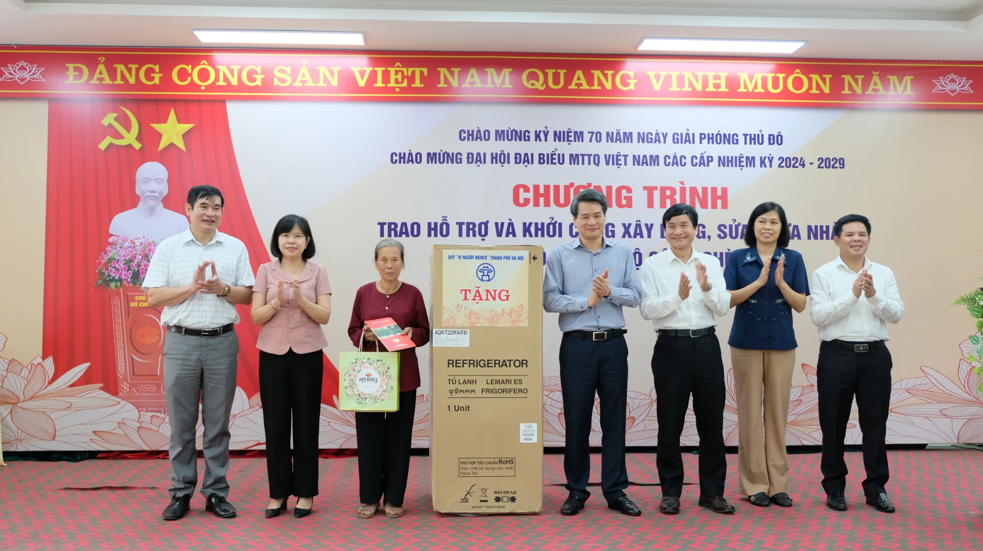 Trao hỗ trợ nâng cấp nhà ở cho 31 hộ khó khăn tại huyện Phúc Thọ