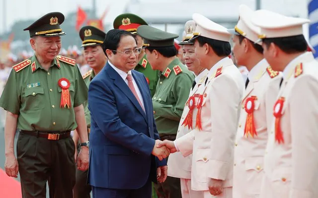 Thủ tướng: "Cảnh sát cơ động "pháp luật sắc, nghiệp vụ tinh, công nghệ giỏi..."