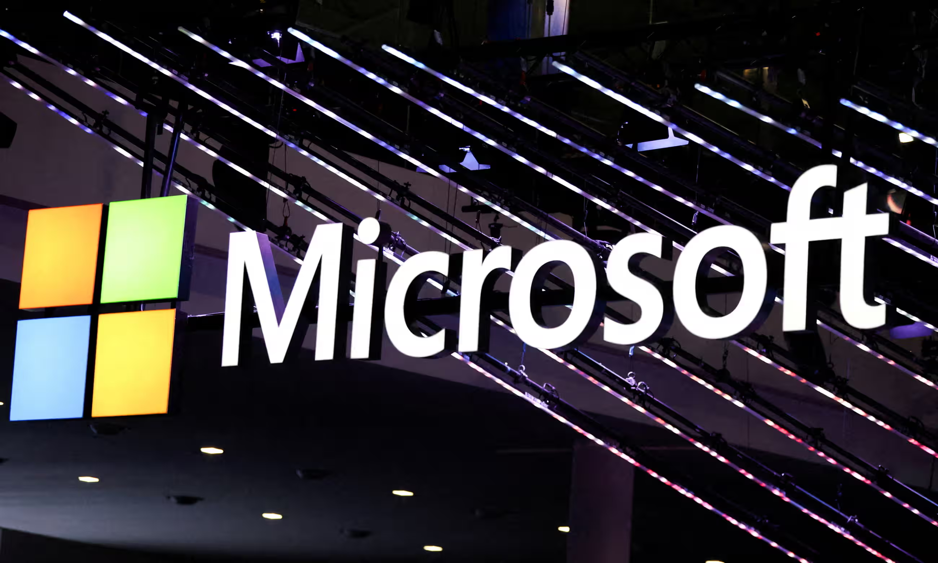 Microsoft ghi nhận lợi nhuận ấn tượng từ AI