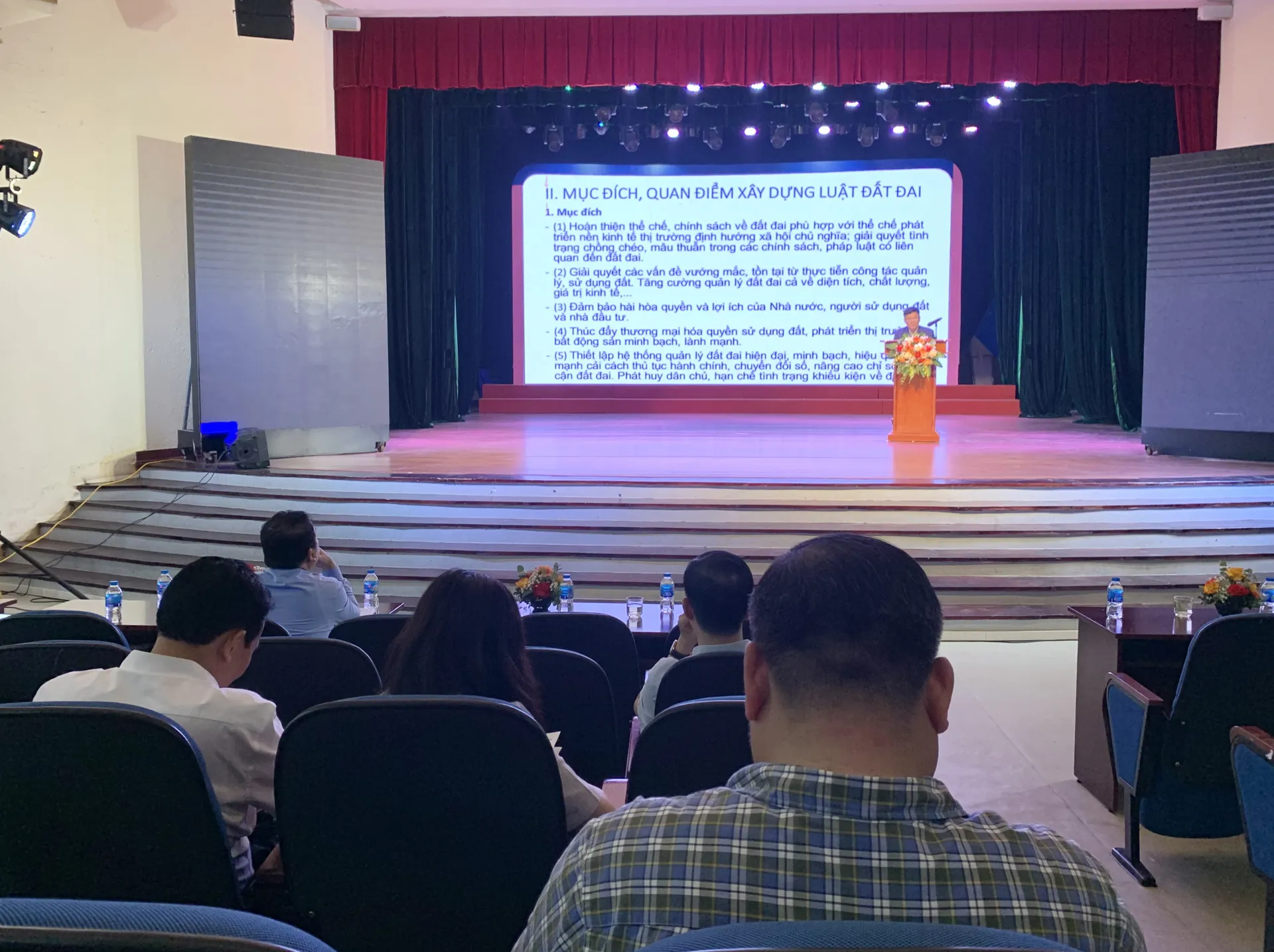 Hà Nội tập trung tuyên truyền kỷ niệm 70 năm Chiến thắng Điện Biên Phủ