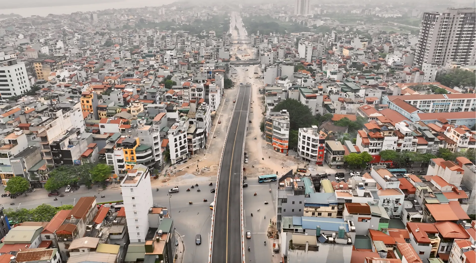 Quận Long Biên: 6 năm chưa thi công xong đoạn đường 1,5km