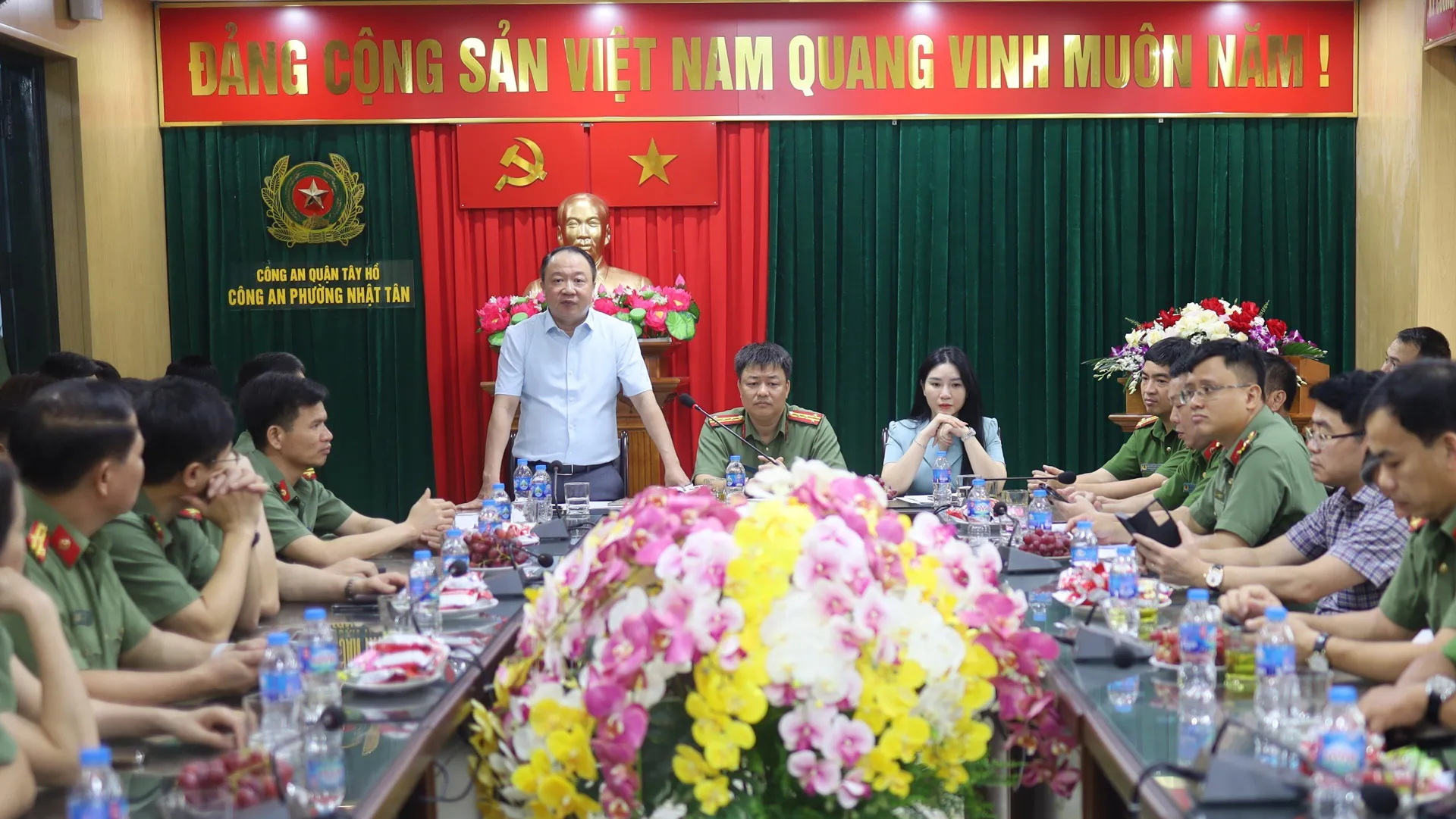 Quận Tây Hồ chia sẻ kinh nghiệm xây dựng mô hình Công an phường kiểu mẫu