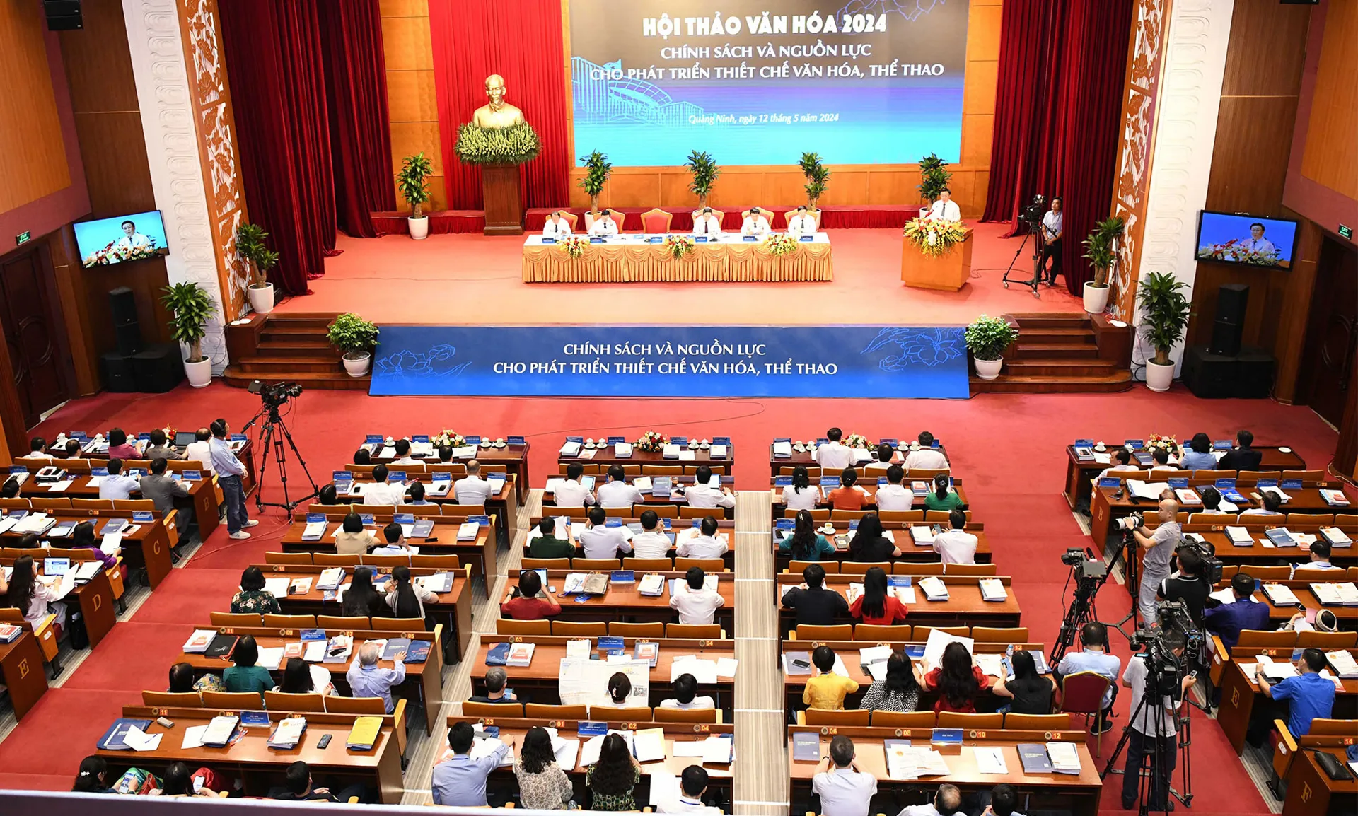 Tham vấn chính sách, nguồn lực cho phát triển thiết chế văn hóa, thể thao