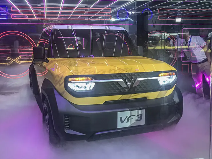 Cổ phiếu Vingroup dẫn sóng sau "cơn sốt" xe điện