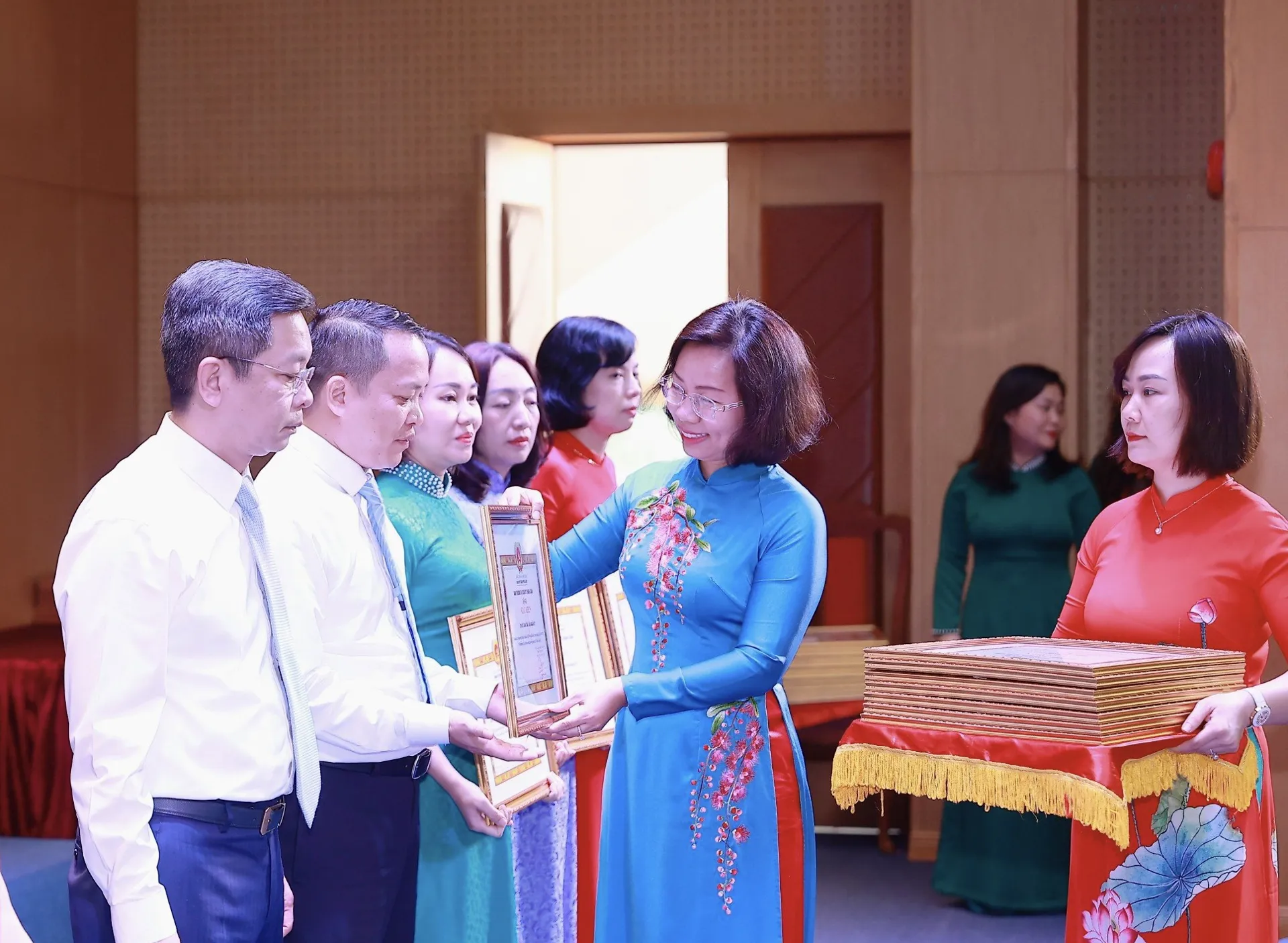 Quận Thanh Xuân: Gương mẫu, trách nhiệm trong học tập và làm theo Bác