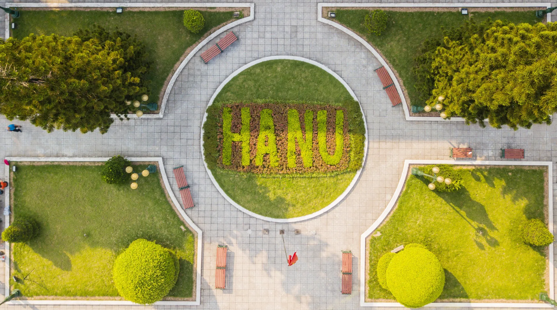 Lãnh đạo Trường ĐH Hà Nội trần tình về mức tăng học phí