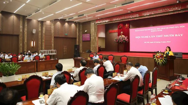 Hà Nội xây dựng đội ngũ cán bộ vững mạnh, có trình độ cao