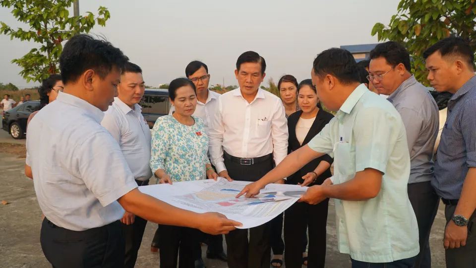 Nhập thêm cát nước ngoài để thi công đường Vành đai 3 TP Hồ Chí Minh
