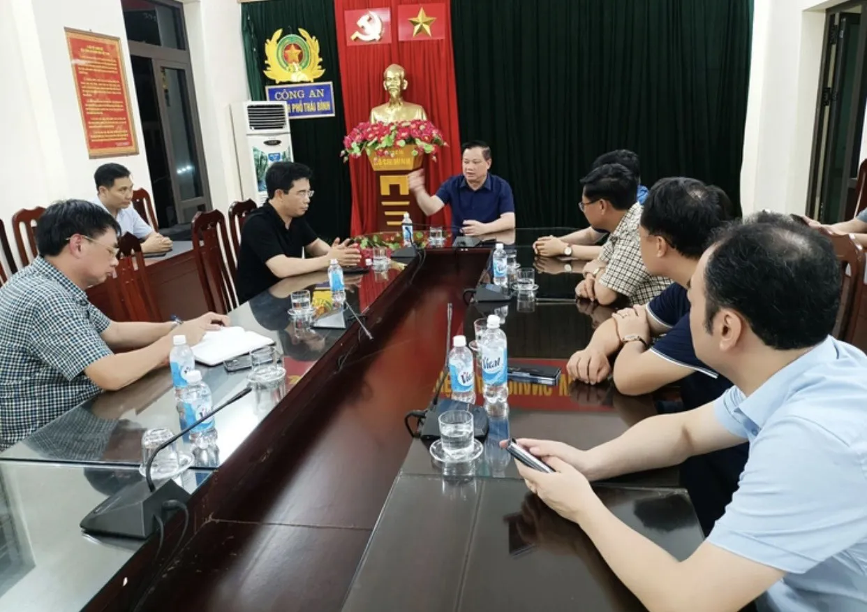 Khởi tố vụ án trẻ mầm non tử vong do quên trong xe ô tô