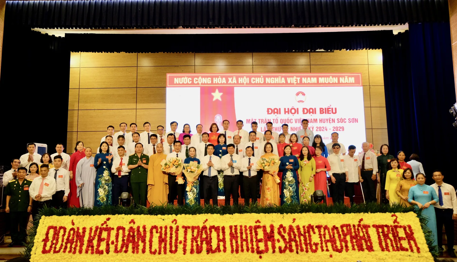 Huyện Sóc Sơn: MTTQ thực hiện tốt vai trò cầu nối giữa nhân dân với Đảng