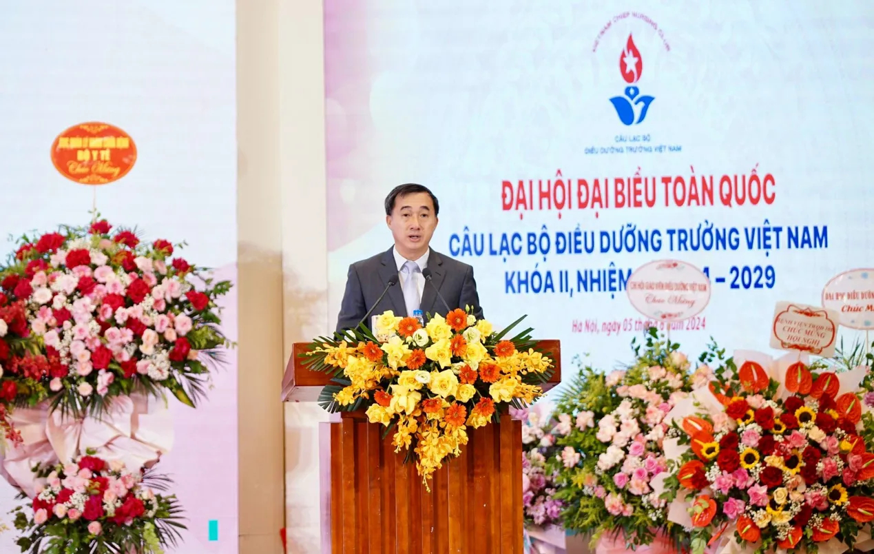 Lãnh đạo, quản lý và đào tạo điều dưỡng thời kỳ chuyển đổi số