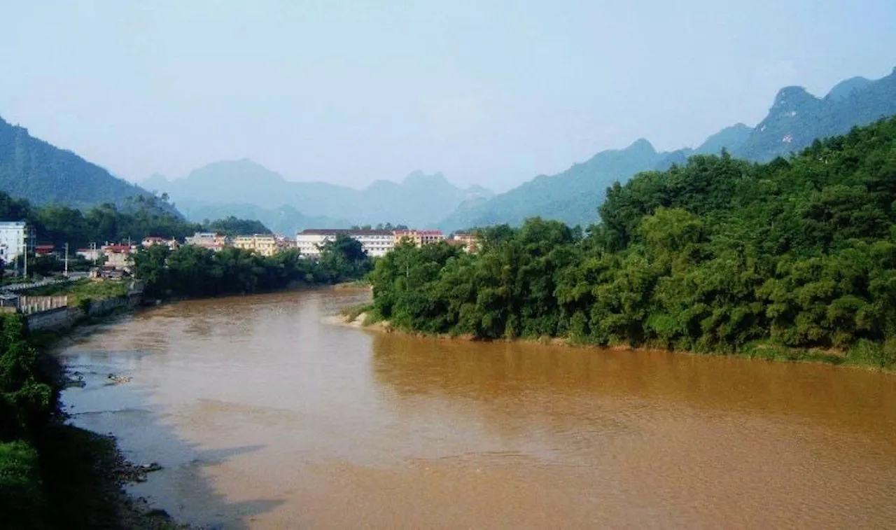 Báo động lũ lên trên các sông Bắc Bộ