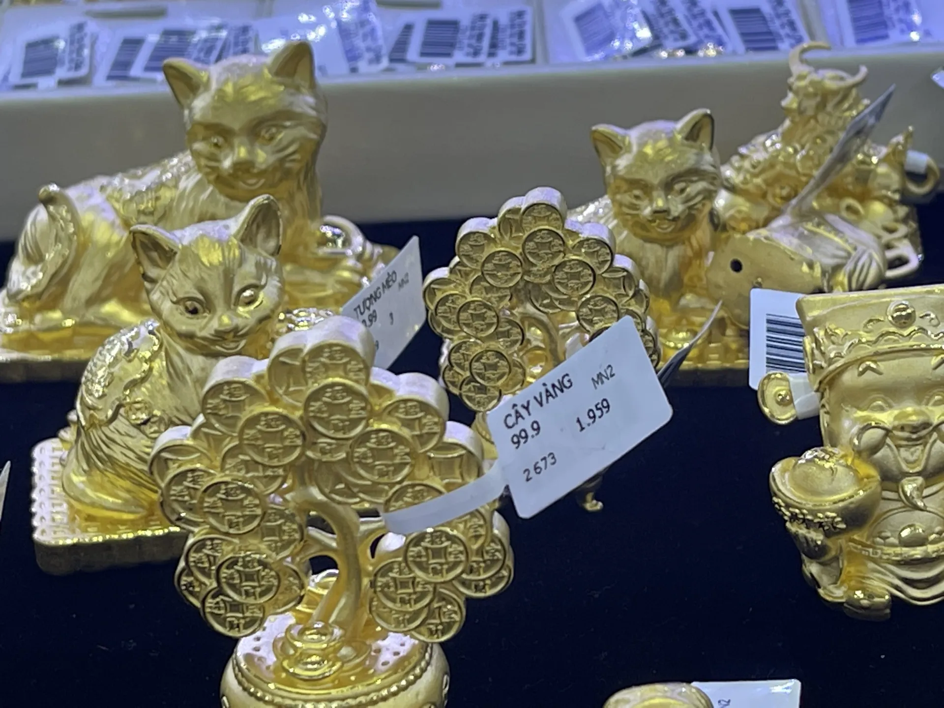 Giá vàng hôm nay 15/6: vọt tăng, nhẫn vượt 75 triệu đồng/lượng
