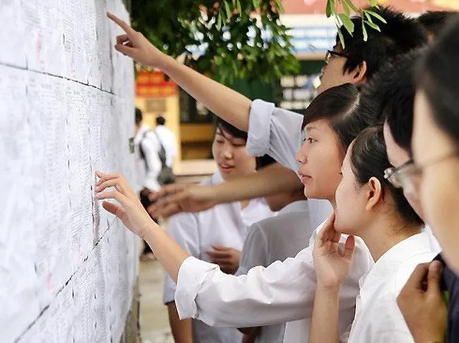 Sáng nay, TP Hồ Chí Minh công bố điểm thi lớp 10