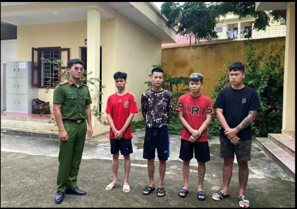 Lạng Sơn: khởi tố nhóm đối tượng mang dao đi giải quyết mâu thuẫn