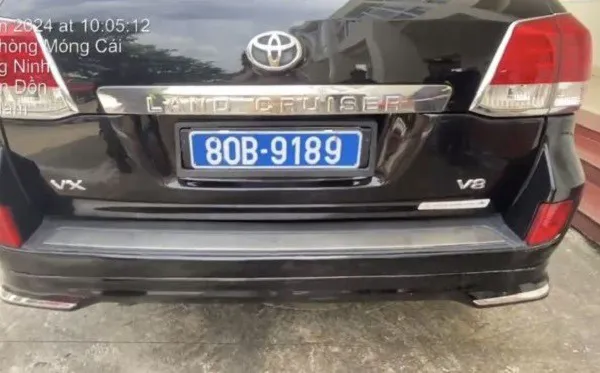 Phát hiện xe tư nhân đội lốt xe biển xanh khi qua trạm thu phí
