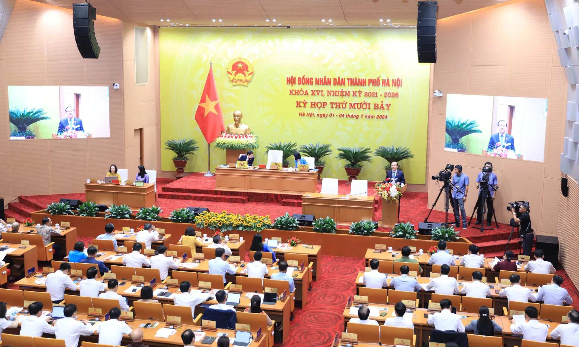 Một bộ phận cán bộ, công chức, viên chức không chấp hành kỷ luật, kỷ cương