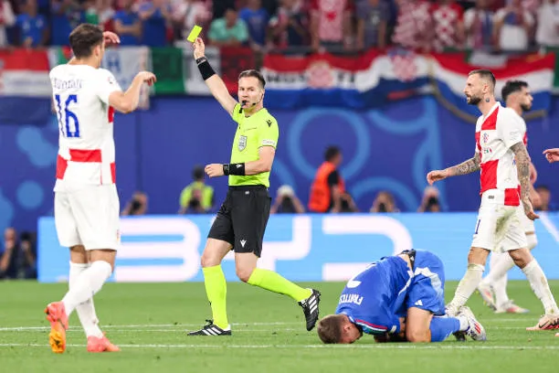 Trọng tài EURO 2024 nhận thù lao bao nhiêu mỗi trận?