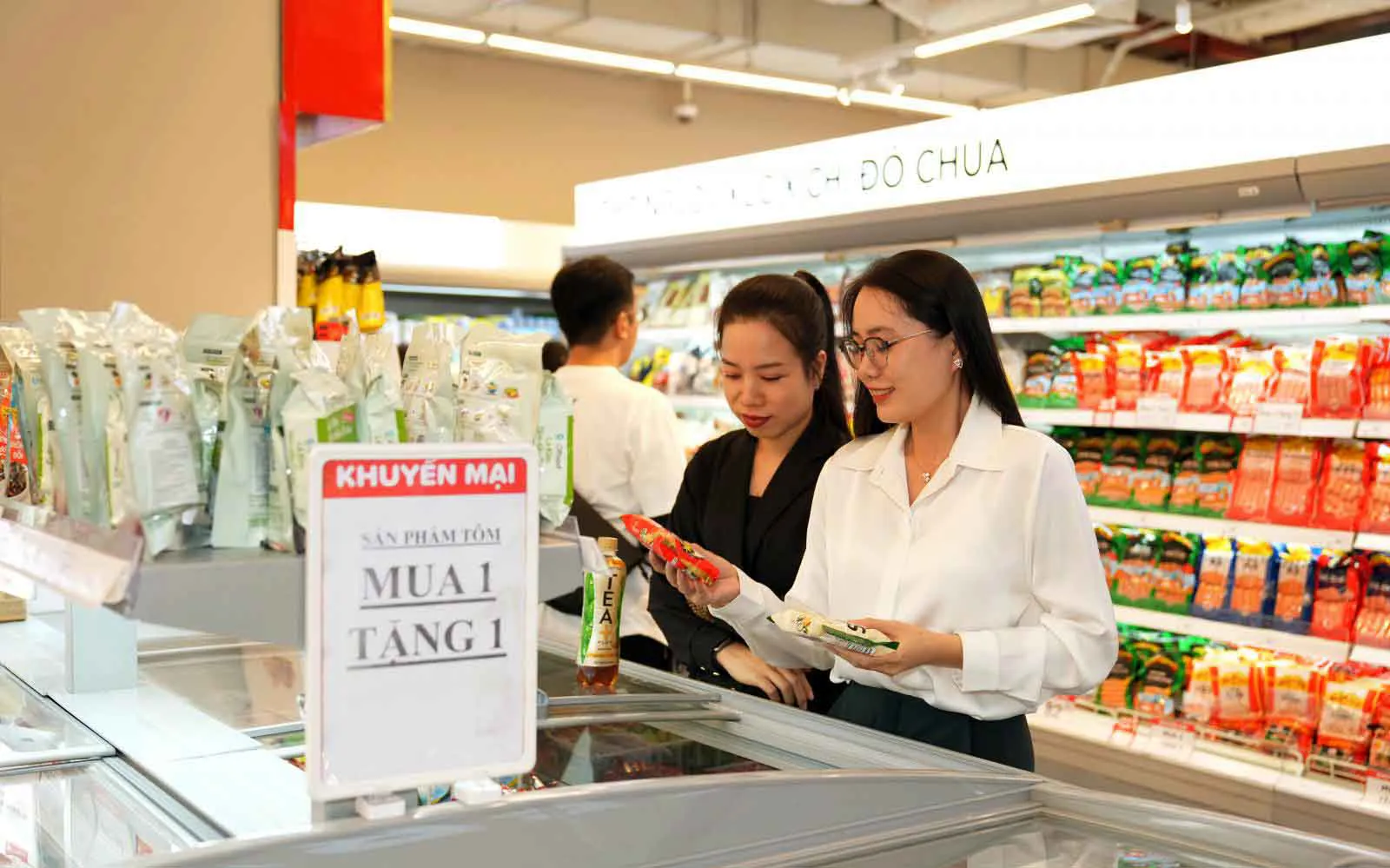 Siêu thị đồng loạt giảm giá