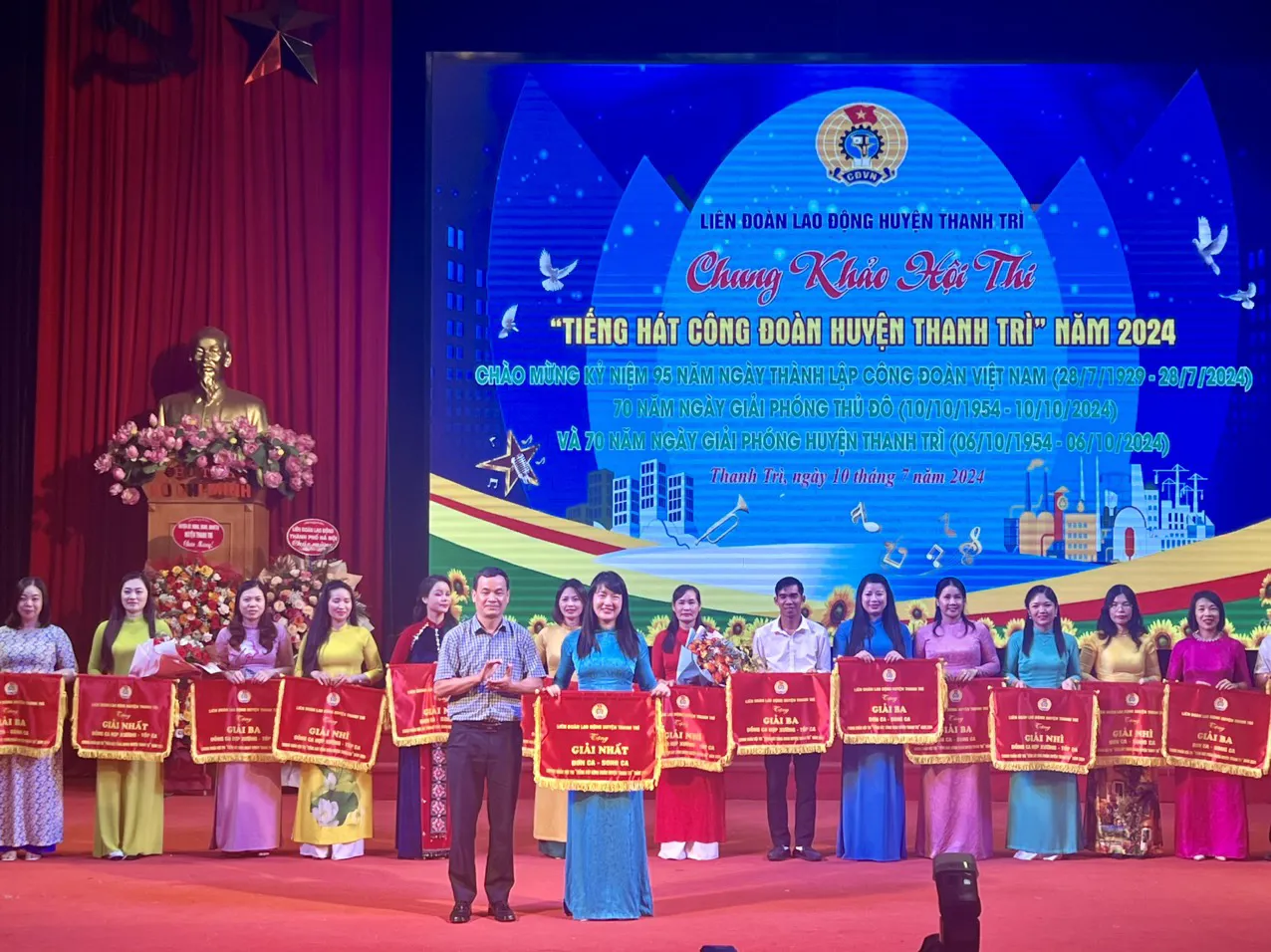 Ấn tượng hội thi “Tiếng hát công đoàn huyện Thanh Trì năm 2024”
