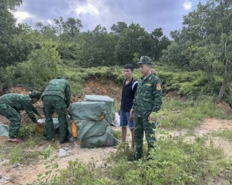 Quảng Ninh: bắt giữ, tiêu huỷ hơn 3 tấn nầm lợn không rõ nguồn gốc