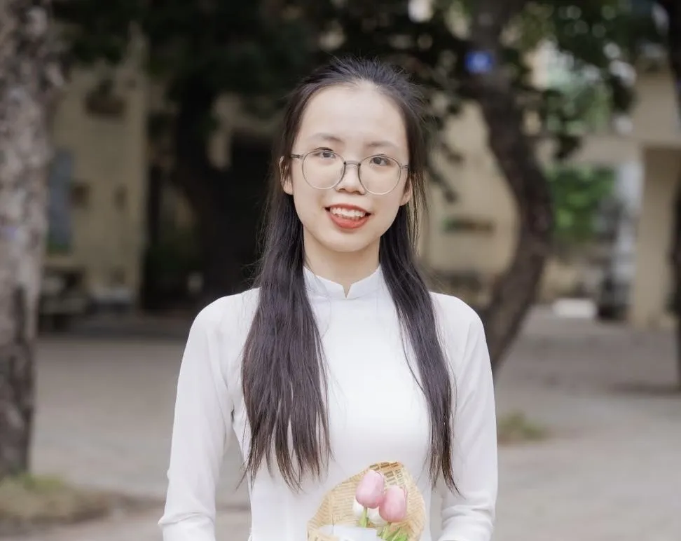 Nữ sinh Hà Nội đạt Thủ khoa tốt nghiệp 2024 và ước mơ làm cô giáo