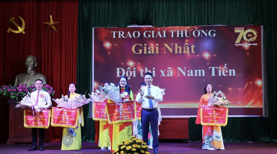 Chung khảo thi tìm hiểu “Huyện Phú Xuyên - 70 năm xây dựng và trưởng thành”