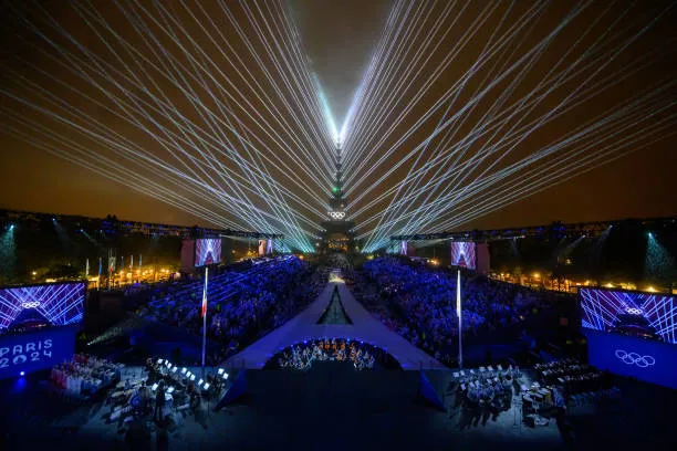 Lễ khai mạc Olympic Paris 2024: công phu, ấn tượng và rực rỡ sắc màu