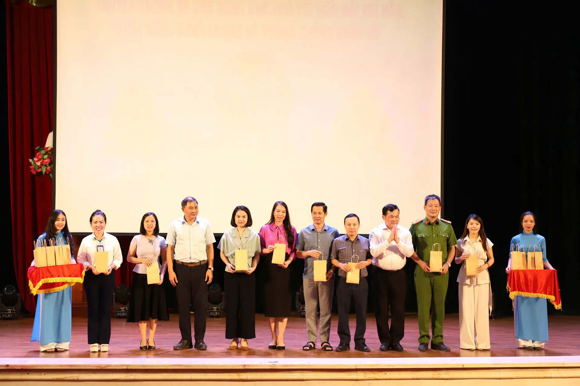 Thường Tín phát động truyền thông về chủ động ứng phó với biến đổi khí hậu