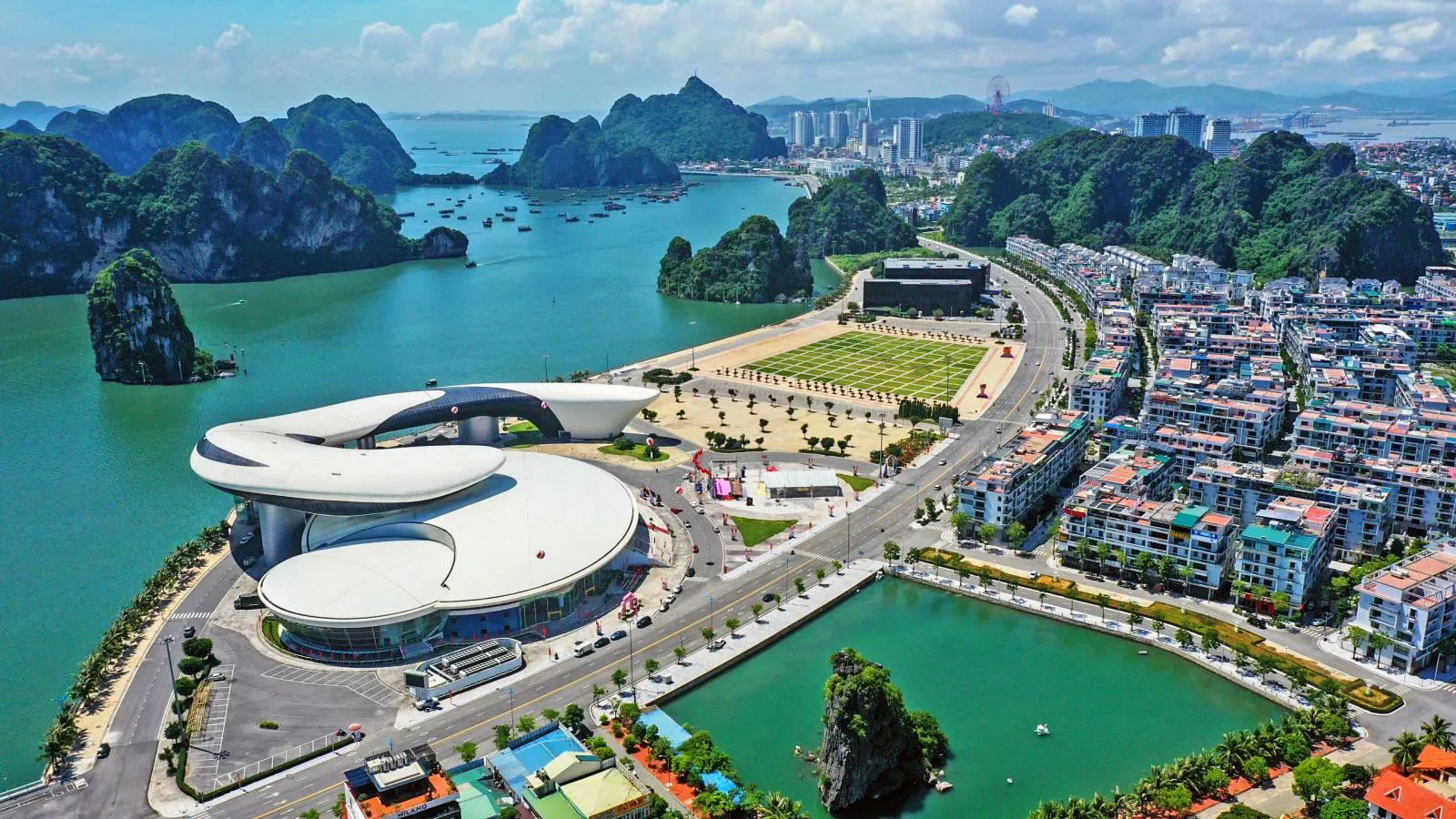 Hạ Long phấn đấu gia nhập Mạng lưới các thành phố sáng tạo của UNESCO
