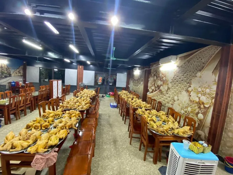 Hải Dương: xôn xao 1.200 đĩa thịt gà luộc khách đặt tại nhà hàng