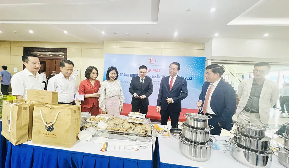 Bắc Từ Liêm phát triển kinh tế gắn với KHCN, đổi mới sáng tạo hiệu quả