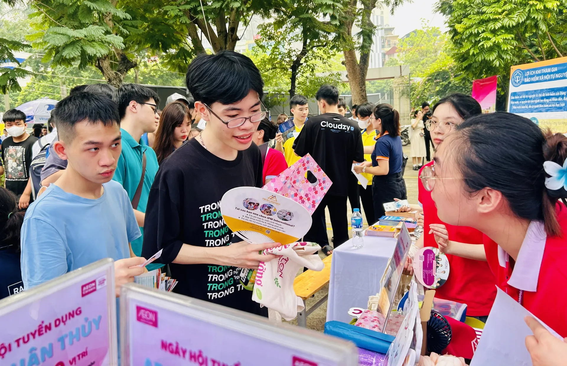 Thế giới có 64,9 triệu người trong độ tuổi thanh niên thất nghiệp