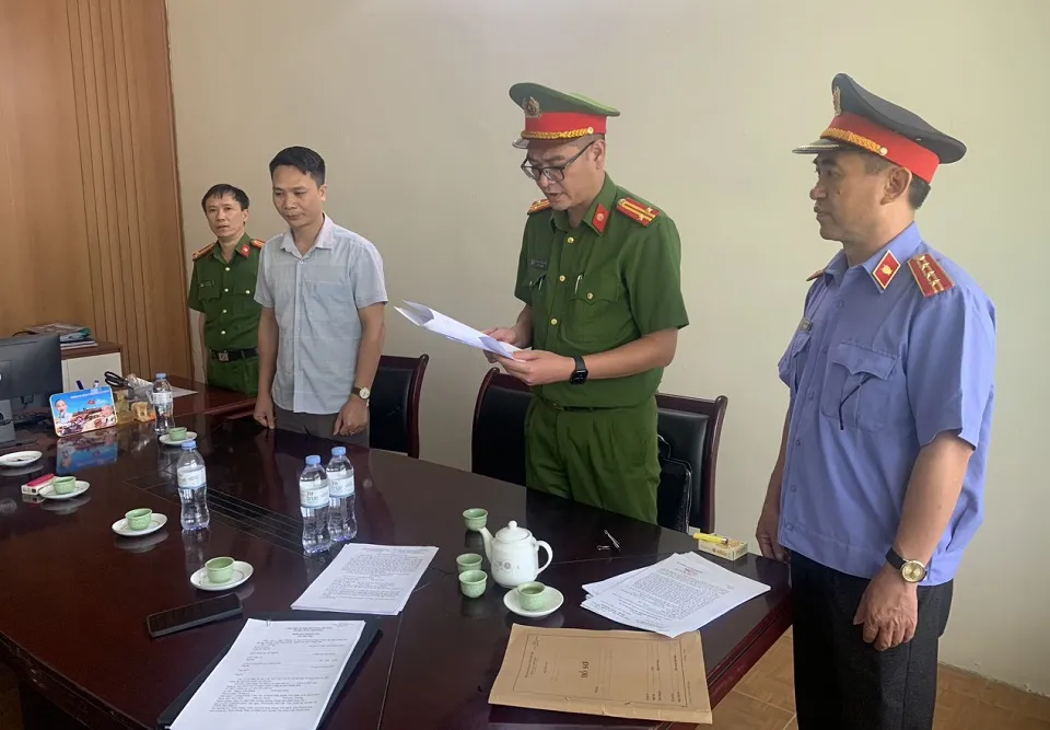 Thanh Hóa: khởi tố một Phó Hiệu trưởng trường nghề